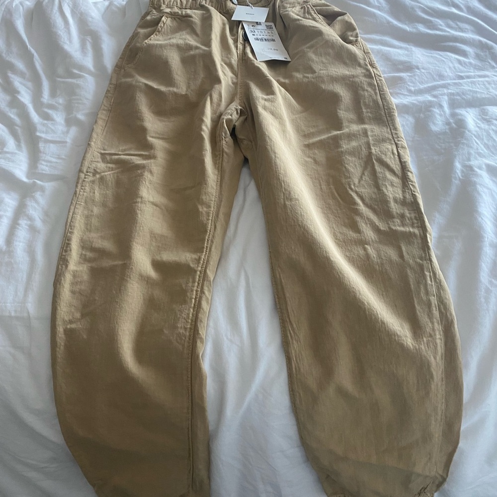 Zara baggy paper bag pants